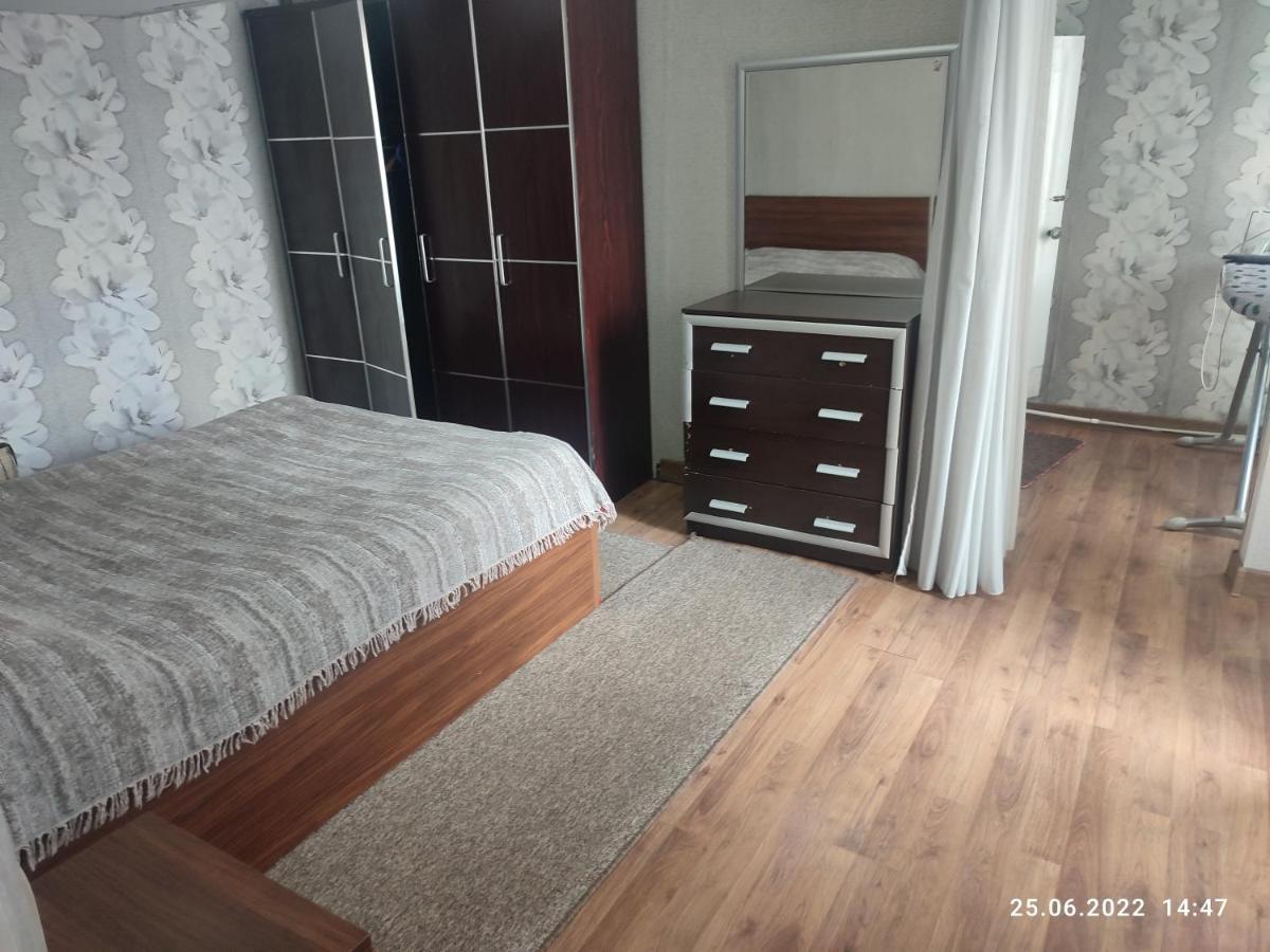 Квартира У Бульвара 1 Batumi Exterior foto